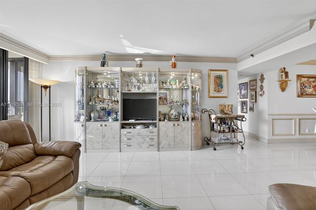 1000 Island Boulevard 602, Aventura, FL 33160