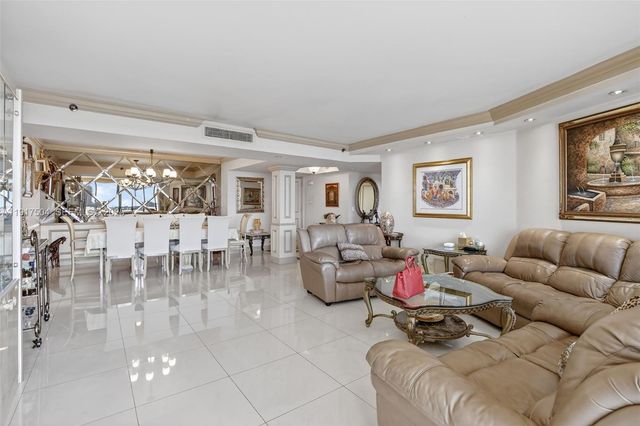 1000 Island Boulevard 602, Aventura, FL 33160