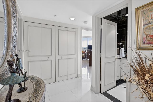1000 Island Boulevard 602, Aventura, FL 33160