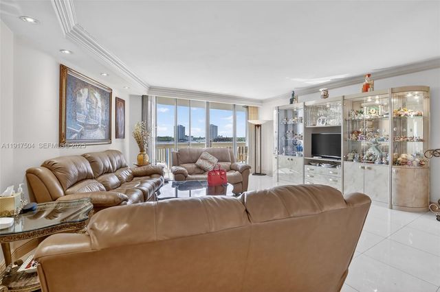 1000 Island Boulevard 602, Aventura, FL 33160