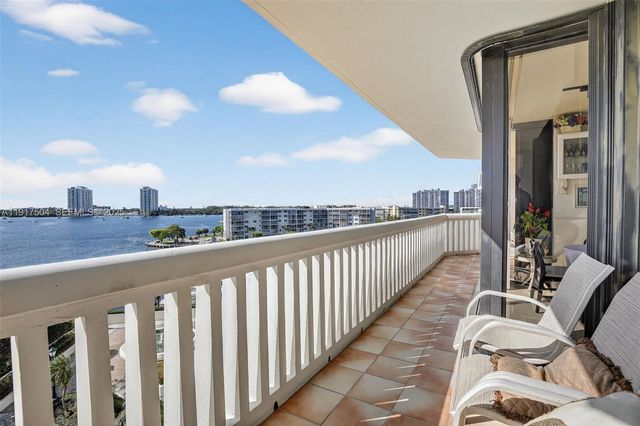 1000 Island Boulevard 602, Aventura, FL 33160