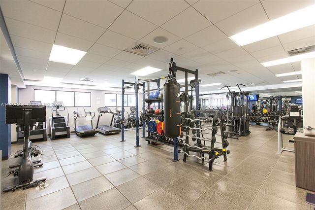 1000 Island Boulevard 602, Aventura, FL 33160