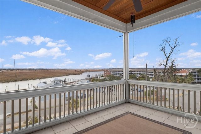 107 Broad Street D, Darien, GA 31305