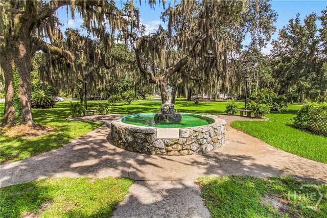 107 Broad Street D, Darien, GA 31305