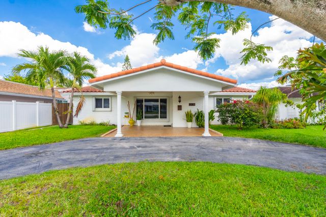 2141 N 56th Avenue, Hollywood, FL 33021