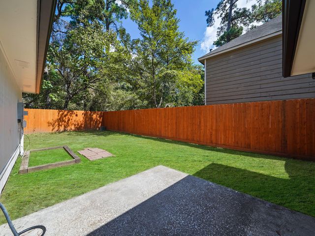 23 Summer Crest Circle, The Woodlands, TX 77381