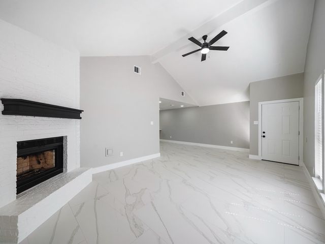 23 Summer Crest Circle, The Woodlands, TX 77381