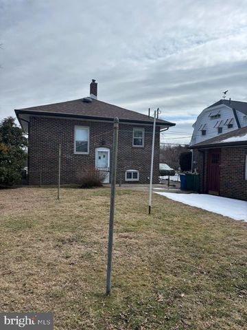 257 NEWPORTVILLE RD, Croydon, PA 19021