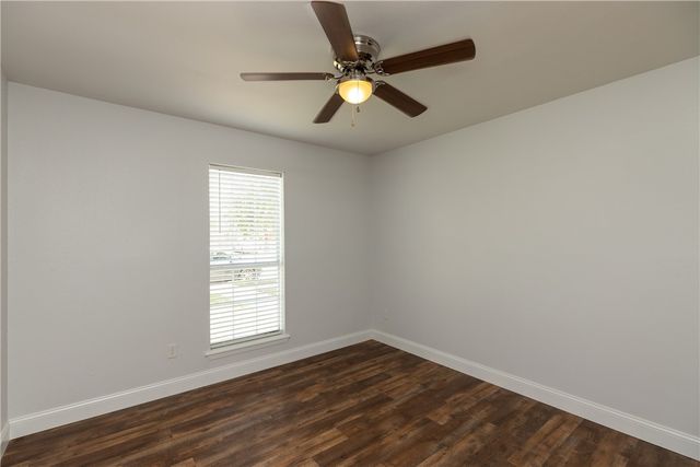 842 Quetzal St, Corpus Christi, TX 78418