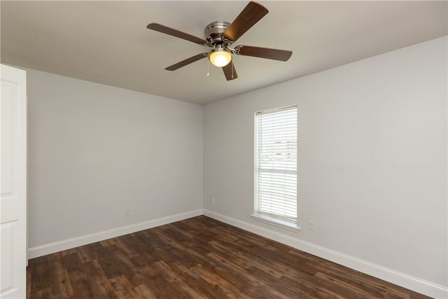 842 Quetzal St, Corpus Christi, TX 78418