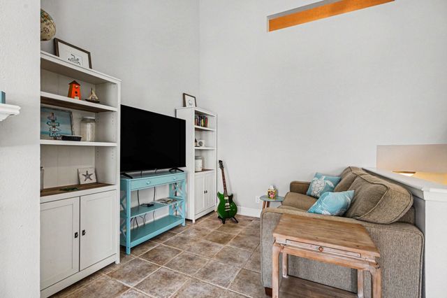 3700 83rd Street 10, Galveston, TX 77554