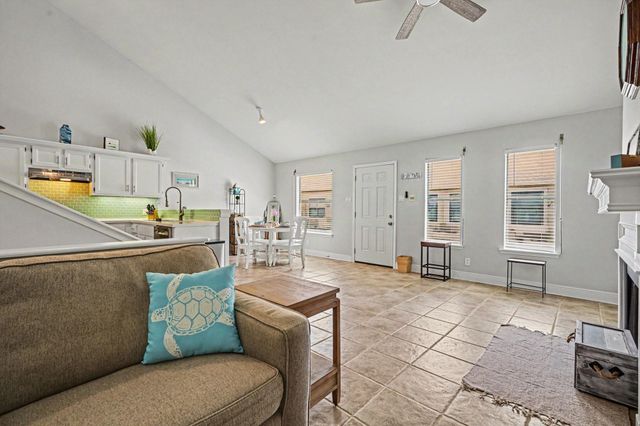 3700 83rd Street 10, Galveston, TX 77554