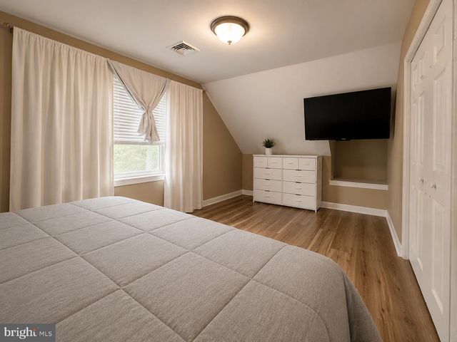 1128 PARK, Bensalem, PA 19020