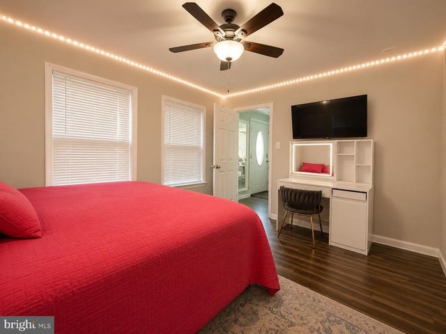 1128 PARK, Bensalem, PA 19020