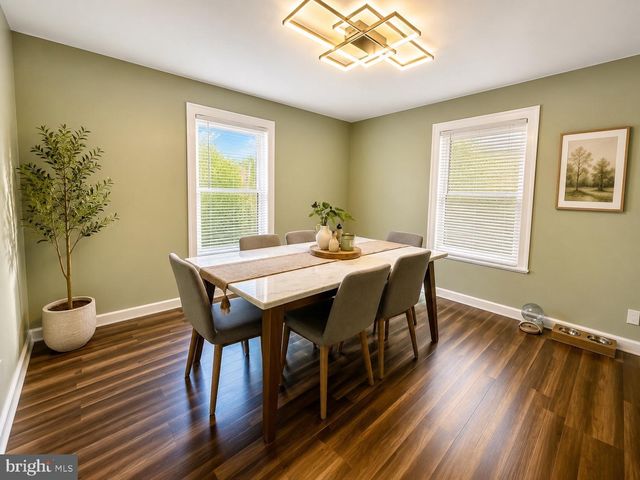 1128 PARK, Bensalem, PA 19020