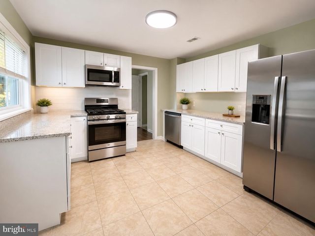 1128 PARK, Bensalem, PA 19020