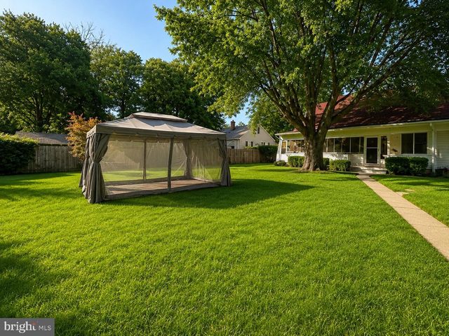 1128 PARK, Bensalem, PA 19020