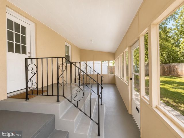1128 PARK, Bensalem, PA 19020