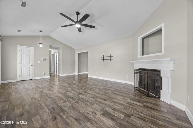 128 Airleigh Place, Richlands, NC 28574