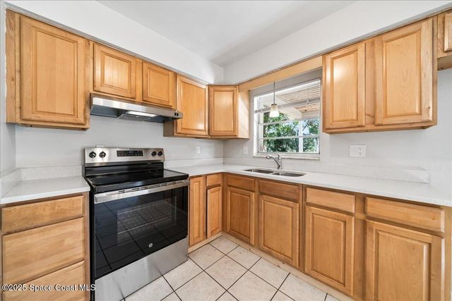 257 Dorado Avenue NE, Palm Bay, FL 32907