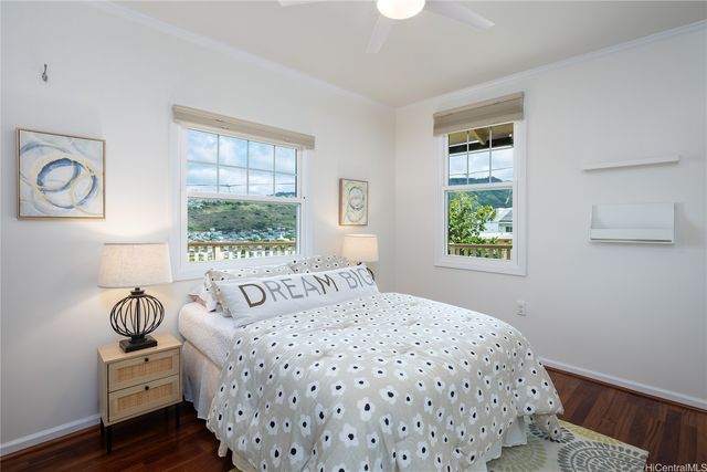 1439 Center Street, Honolulu, HI 96816