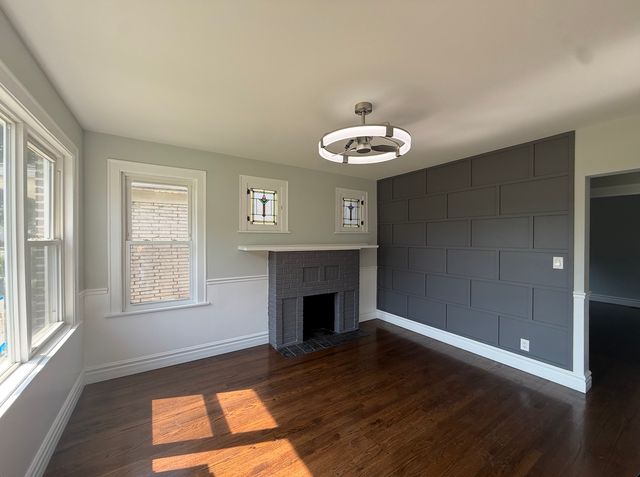 9344 S Michigan Avenue, Chicago, IL 60619