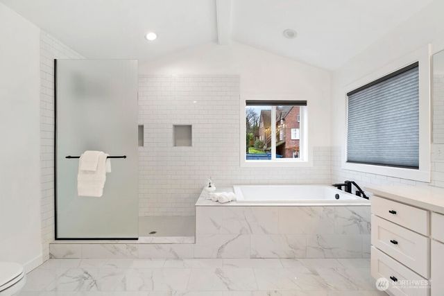 4837 S Holly Street, Seattle, WA 98118