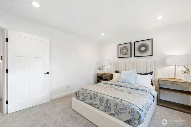 4837 S Holly Street, Seattle, WA 98118