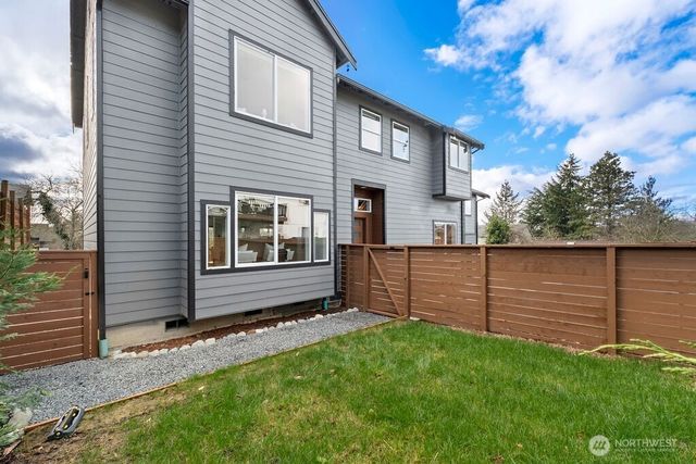 4837 S Holly Street, Seattle, WA 98118