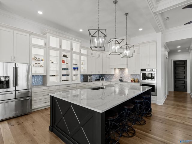 210 Legendary Drive, Guntersville, AL 35976