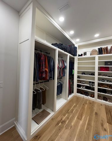 210 Legendary Drive, Guntersville, AL 35976