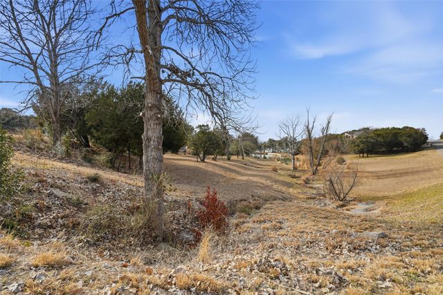 712 Goldeneye Drive, Granbury, TX 76049