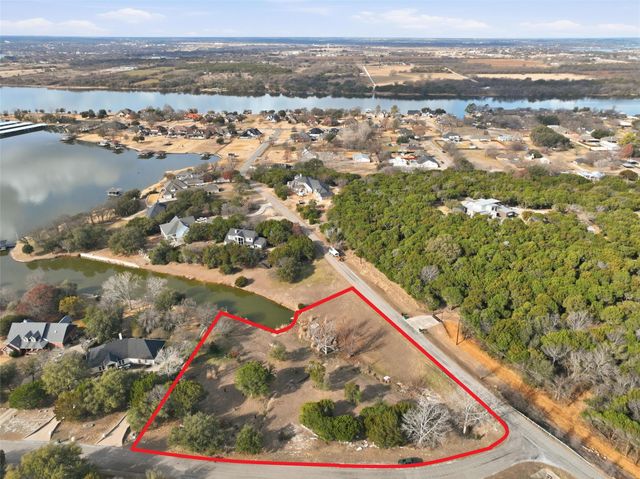 712 Goldeneye Drive, Granbury, TX 76049