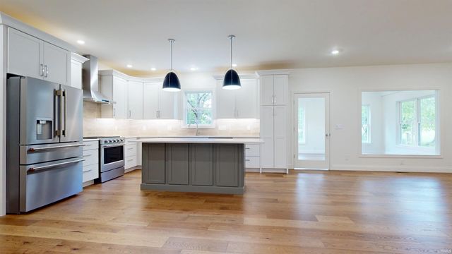 6288 Jenner Road, Boonville, IN 47601