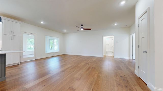 6288 Jenner Road, Boonville, IN 47601