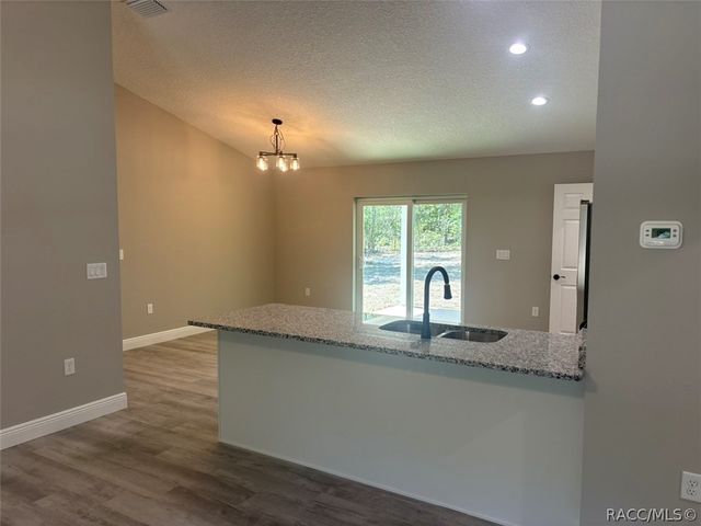 10119 N Dyal Drive, Dunnellon, FL 34434