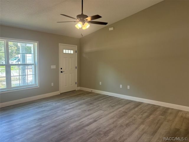 10119 N Dyal Drive, Dunnellon, FL 34434