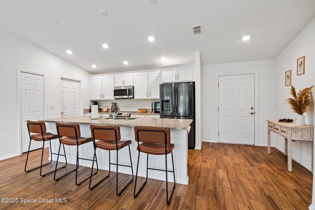 1850 Thorman Avenue SE, Palm Bay, FL 32909