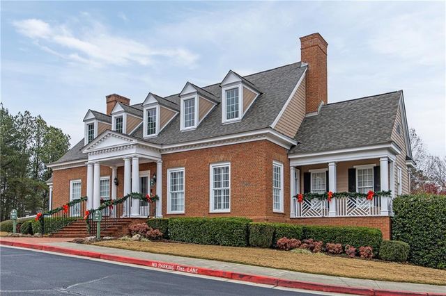 708 Vinings Estates SE Drive, Mableton, GA 30126