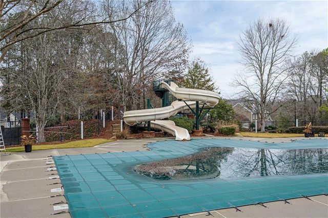 708 Vinings Estates SE Drive, Mableton, GA 30126