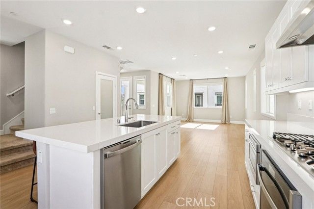 3010 Tallahassee Lane, Simi Valley, CA 93065