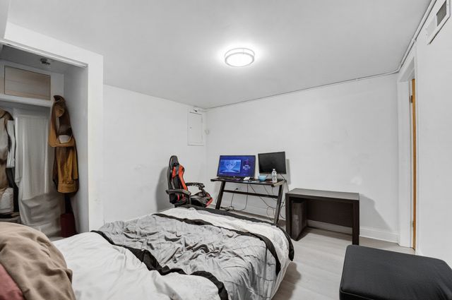 8054 S Jeffery Boulevard, Chicago, IL 60617