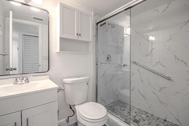 7094 Golf Colony Court 102, Lake Worth, FL 33467