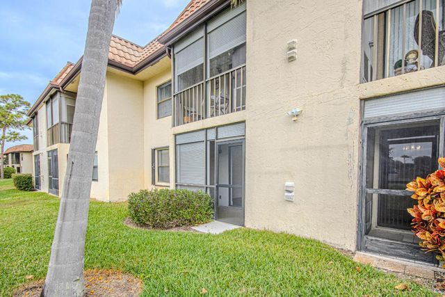 7094 Golf Colony Court 102, Lake Worth, FL 33467