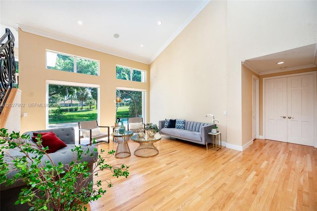 3216 Huntington 3216, Weston, FL 33332