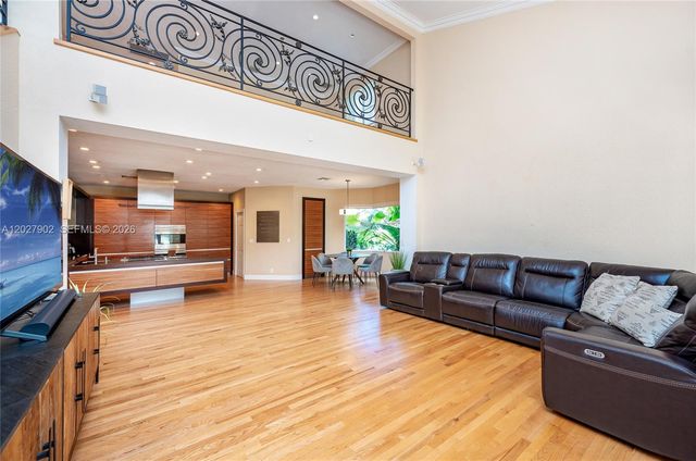 3216 Huntington 3216, Weston, FL 33332