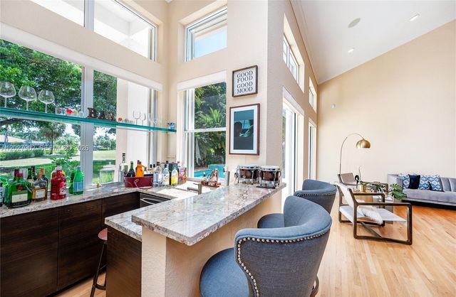3216 Huntington 3216, Weston, FL 33332