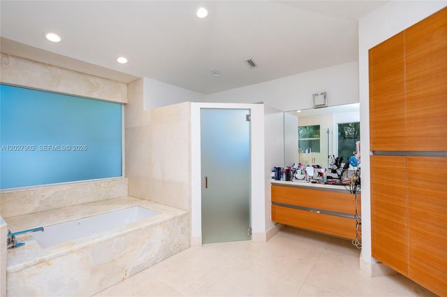 3216 Huntington 3216, Weston, FL 33332