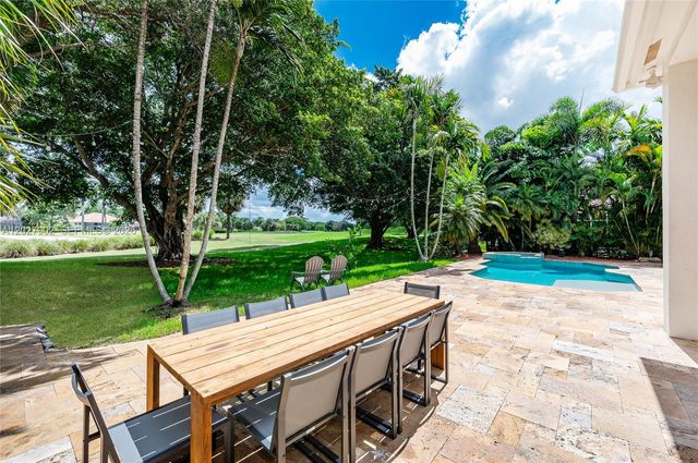 3216 Huntington 3216, Weston, FL 33332