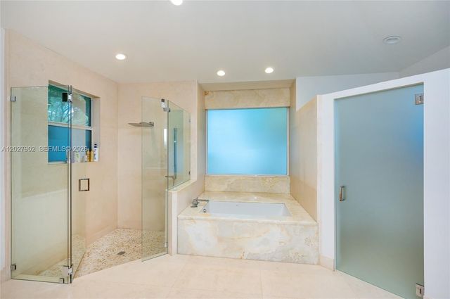 3216 Huntington 3216, Weston, FL 33332